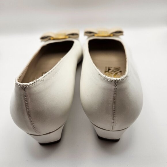 Salvatore Ferragamo Quilted Vara Low Heel Pumps - Picture 11 of 13